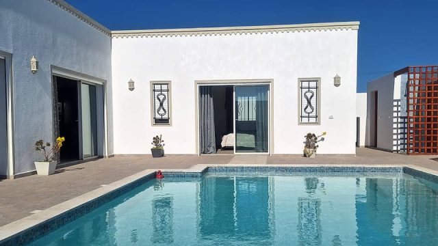 les-3-palmiers-villa-avec-piscine-djerba (1)